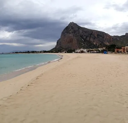 La Terrazza Di San Vito Frühstückspension *