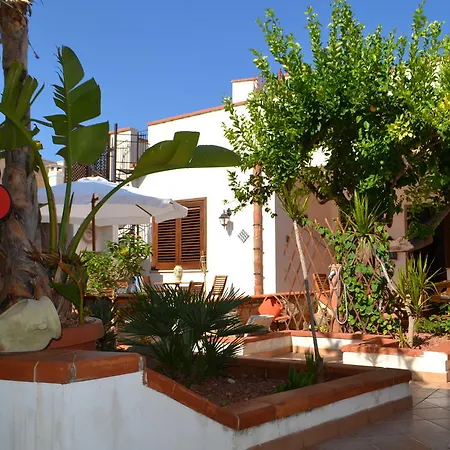 Oda ve Kahvaltı La Terrazza Di San Vito San Vito Lo Capo